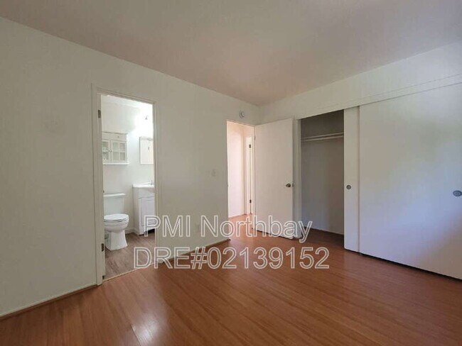 Building Photo - 2140 Woolner Ave