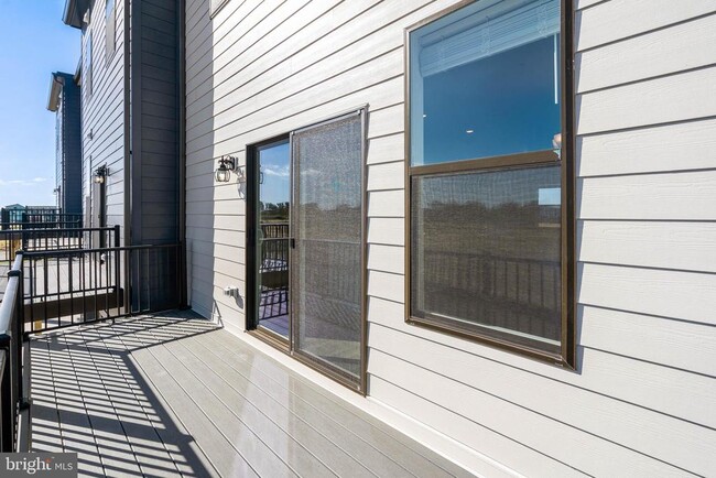 Building Photo - 760 Union St