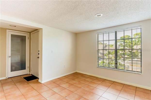 Building Photo - 2450 Heron Terrace