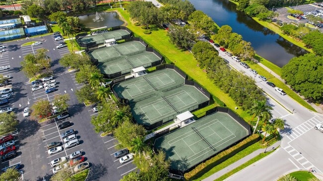 Building Photo - 2495 NW 66th Dr