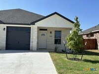 Building Photo - 5213 Rose Gdn Lp