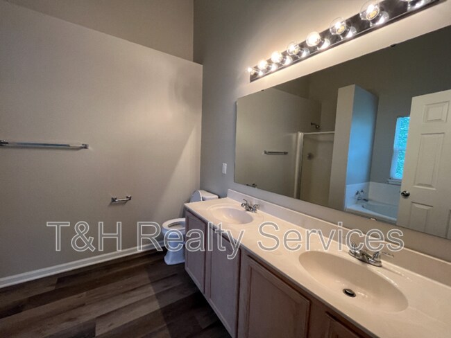 Building Photo - 9204 Symphony Way