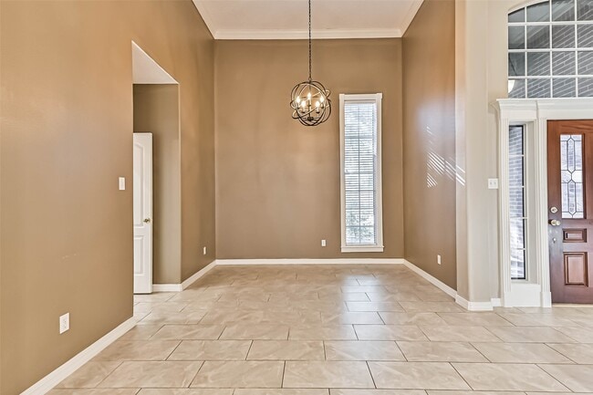 Building Photo - 2334 Pin Hook Ct