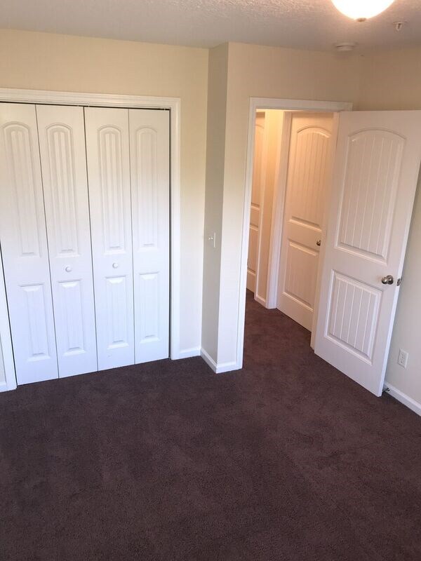 Building Photo - 368 Laurel Oak Ln