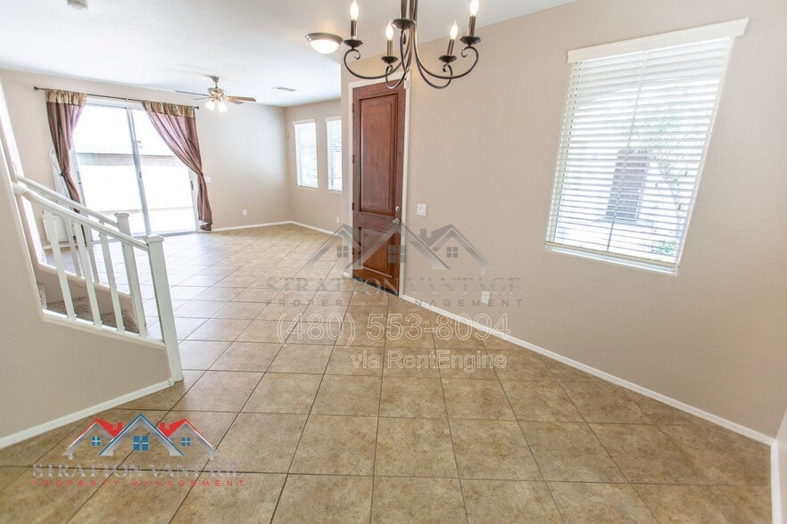 Building Photo - 4352 E Carla Vista Dr