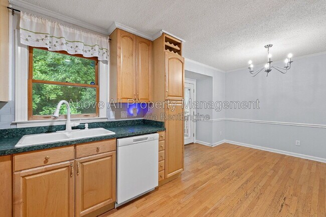 Building Photo - 207 Bay Dr