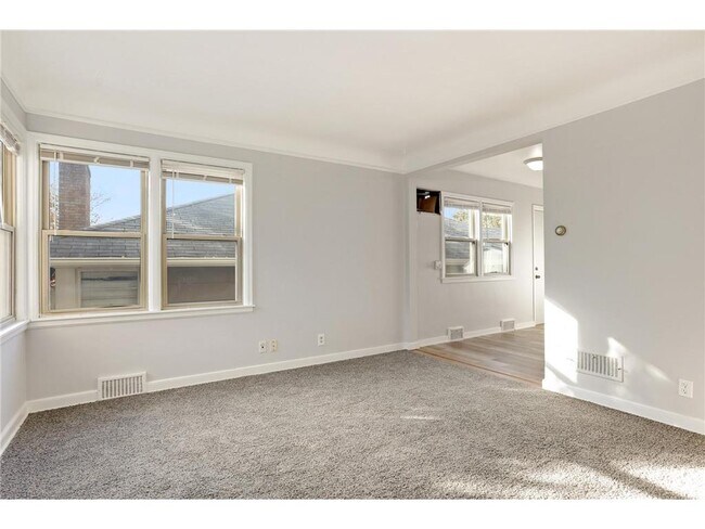 Building Photo - 4354 S 28th Ave