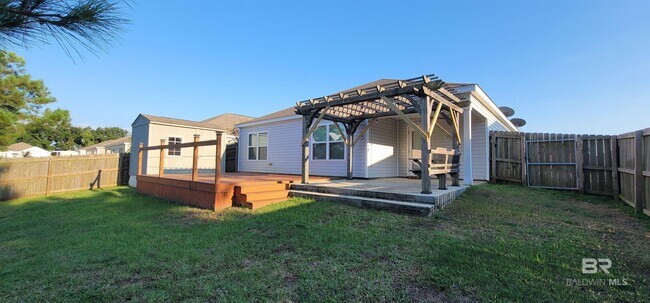 Building Photo - 17431 Harding Dr