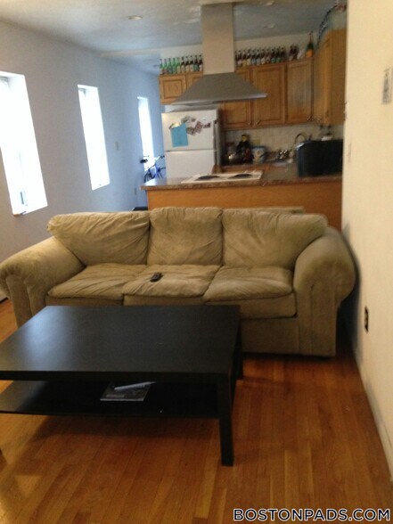 Building Photo - 22 St Cyprians Pl