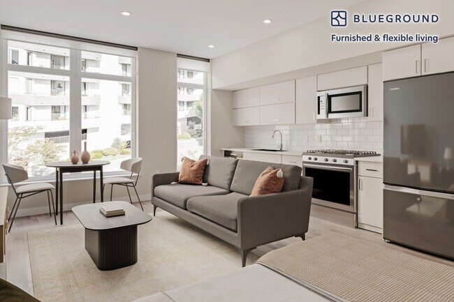 Building Photo - 210 Wall St