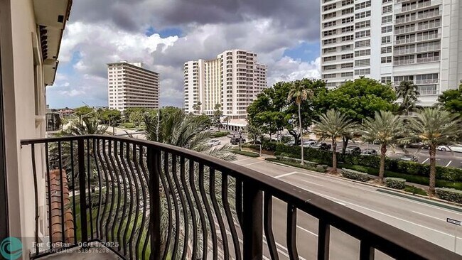 Primary Photo - 4241 N Ocean Blvd