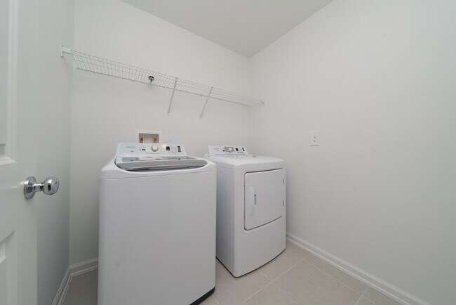 Building Photo - 5858 Le Marin Wy