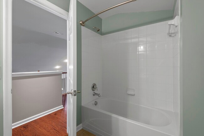 Building Photo - 10777 White Dogwood Dr