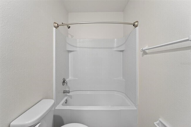 Building Photo - 5068 Captain Davis Dr