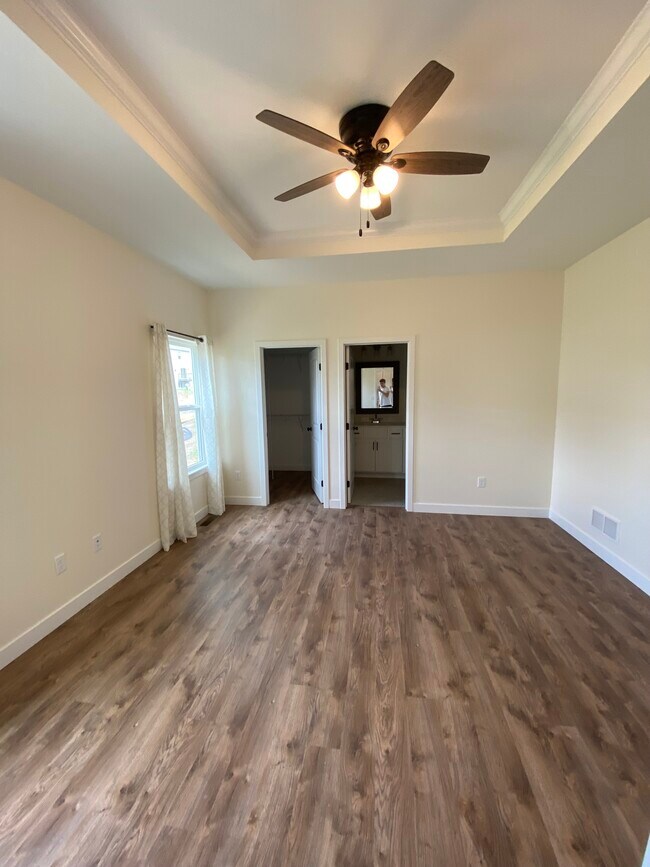 Master Bedroom - 1453 Eagle Ave