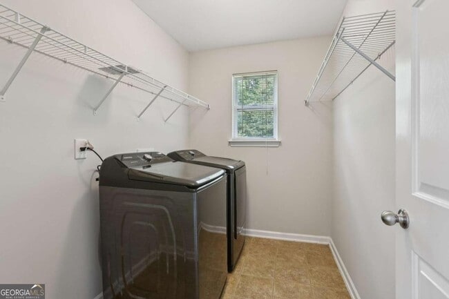 Building Photo - 1025 Pebble Creek Trail