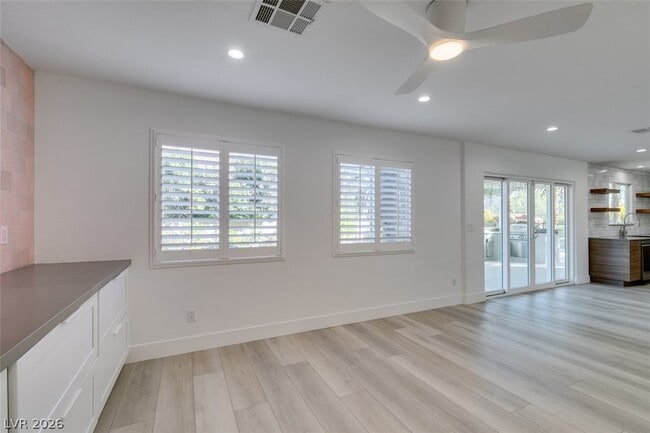 Building Photo - 9900 Long Cattle Ave