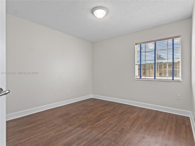 Building Photo - 5153 NW 113th Ave