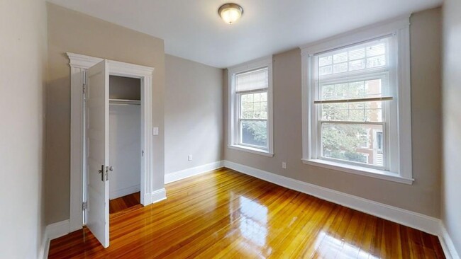 Building Photo - 4 BED PENTHOUSE IN BROOKLINE!!!!!