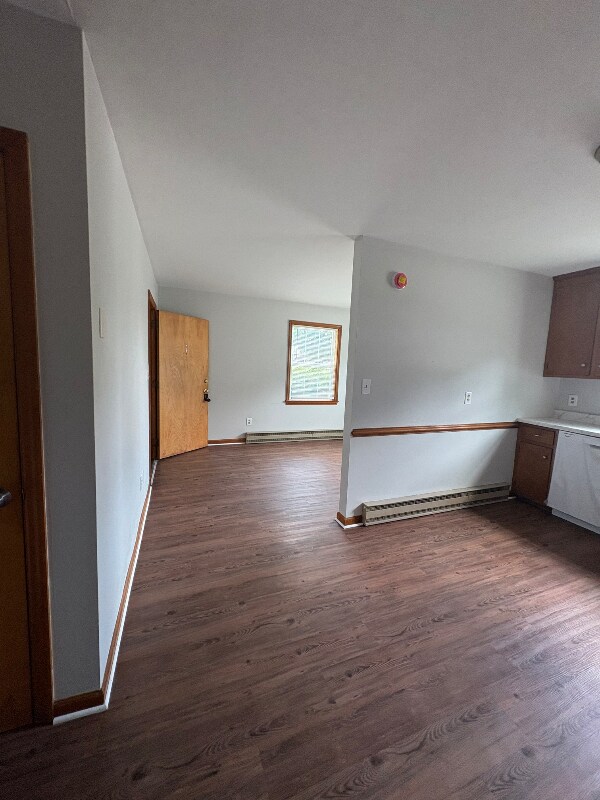 Building Photo - 1252 Gatewood Rd