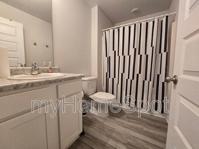 Building Photo - 4404 White Cedar Ct