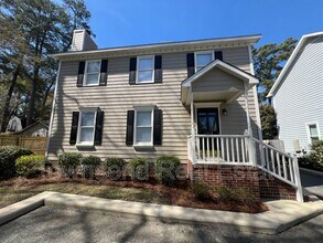 Building Photo - 2012 Fig Ct