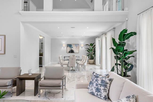 Building Photo - 1620 Lands End Rd