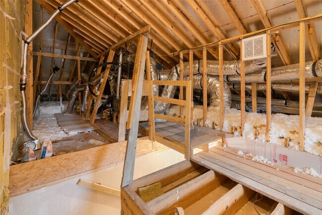 Building Photo - 13018 Walden Rd