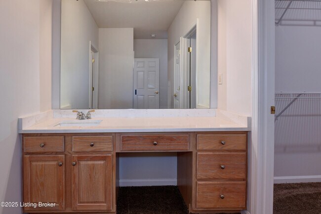 Building Photo - 5028 Ardossan Square