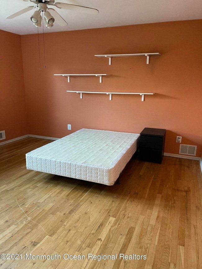 Building Photo - 80 Girard Ave