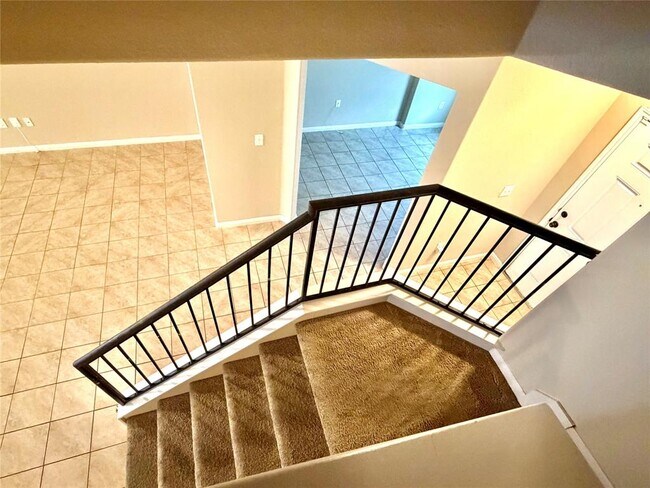 Building Photo - 601 Katmai Cir