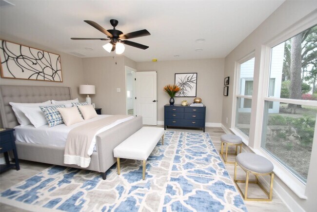 Building Photo - 3322 Robinson Rd