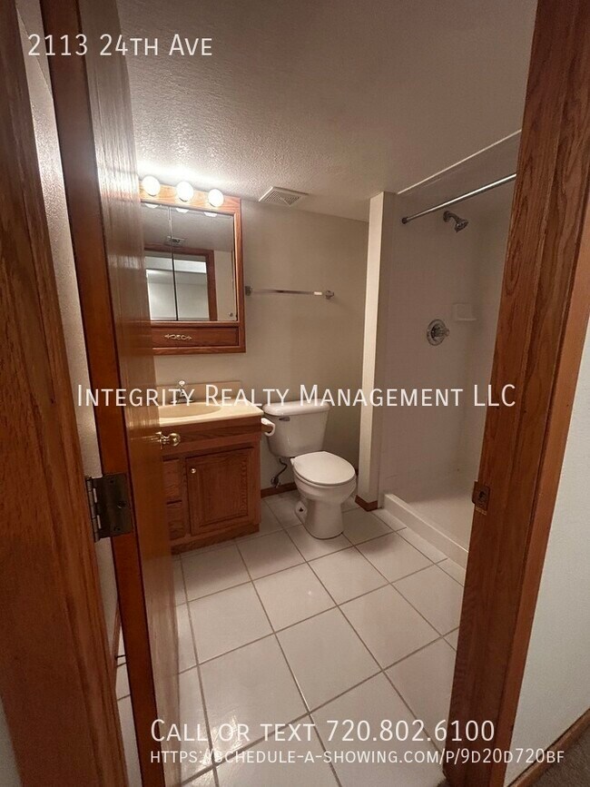 Building Photo - 2113 24th Ave