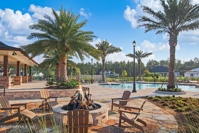 Building Photo - 209 Manor Ln