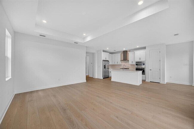 Building Photo - 7536 Nighthawk Dr