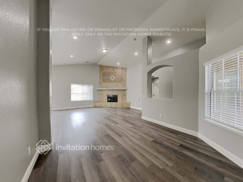 Building Photo - 1182 Park Heights Dr