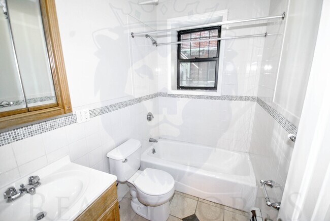 Building Photo - 621 Huntington Ave