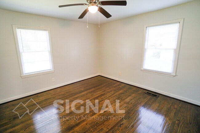 Building Photo - 1209 Lynn Acres Dr