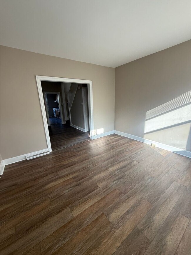 Building Photo - 137/139 S. Locust Street