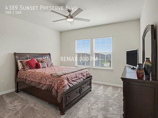 Building Photo - 4389 Sunset Preserve Blvd
