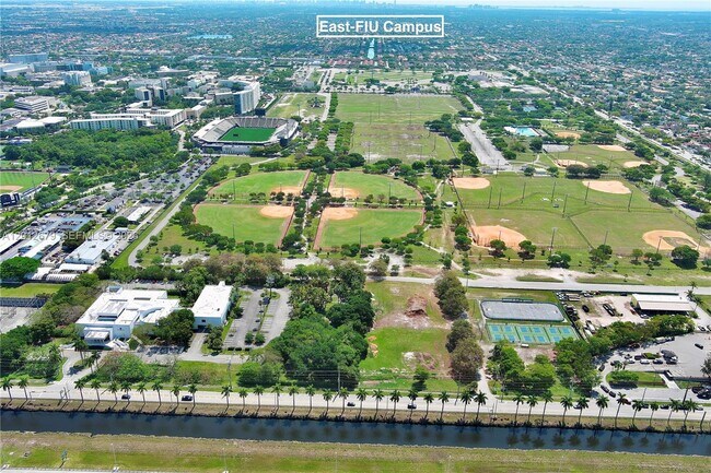 Building Photo - 11750 SW 18th St