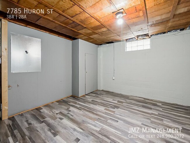 Building Photo - 7785 Huron St
