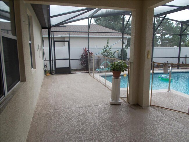 Building Photo - 2348 Wild Tamarind Blvd