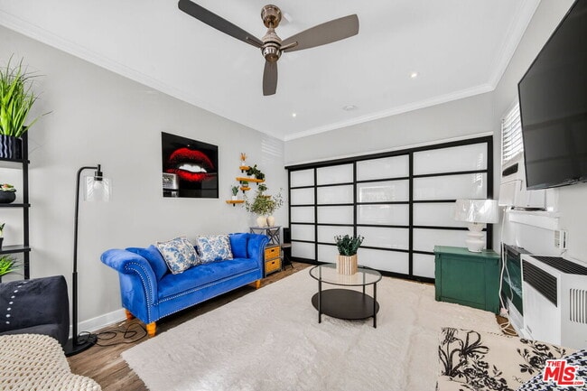 Building Photo - 5915 Lexington Ave