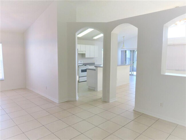 Building Photo - 8613 Fawn Creek Dr
