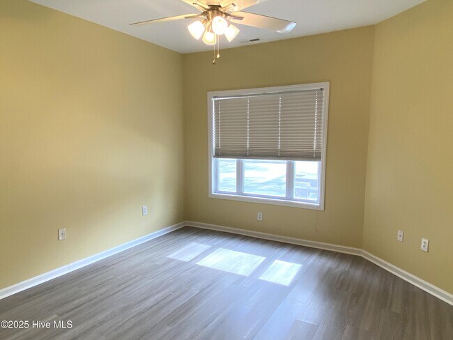 Building Photo - 1129 Turtle Creek Rd