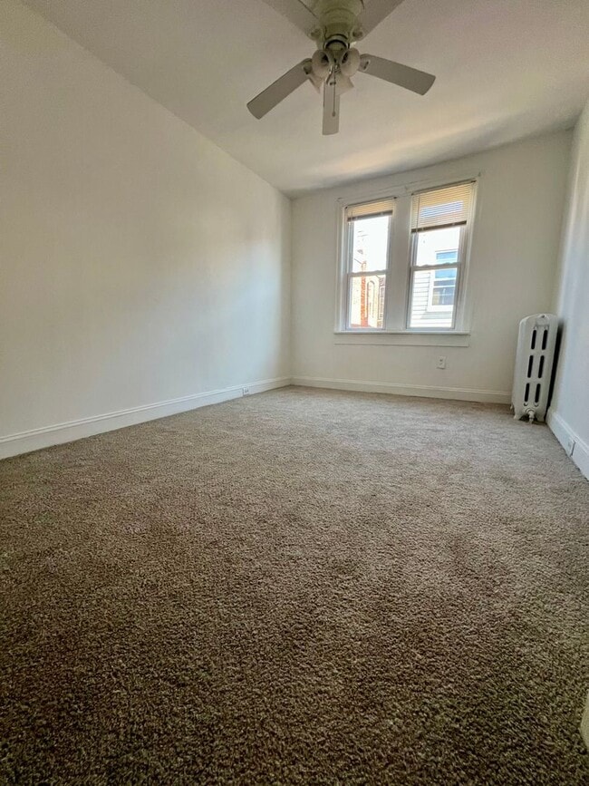 Building Photo - Gorgeous 3-Bedroom Townhome in Allegheny West! Available NOW!