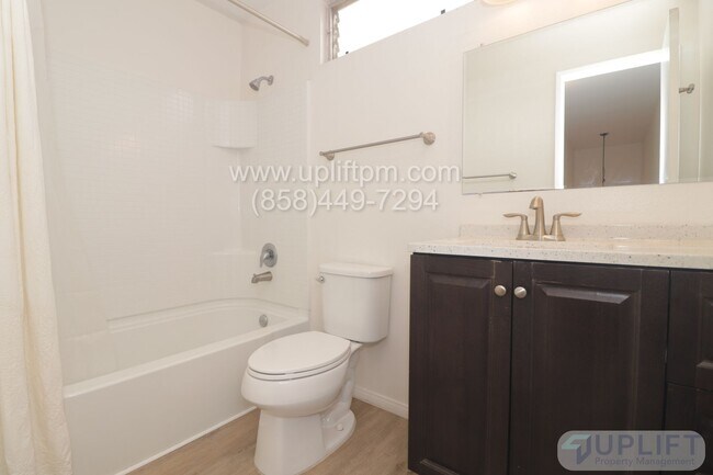 Building Photo - Bonita Dr (842)
