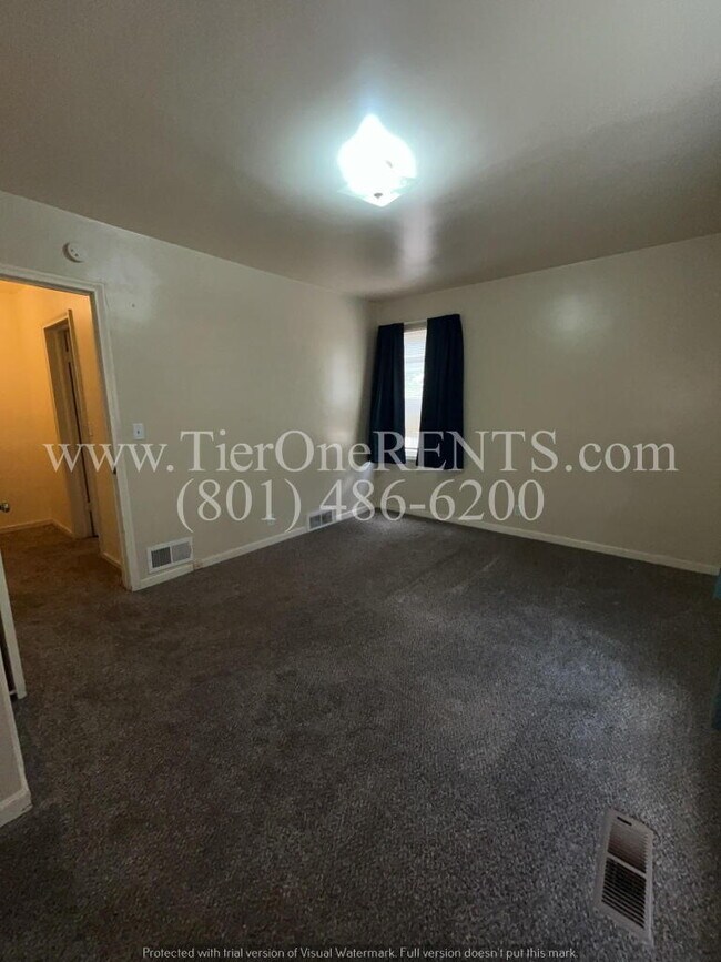 Building Photo - This property offers a NO DEPOSIT option a...