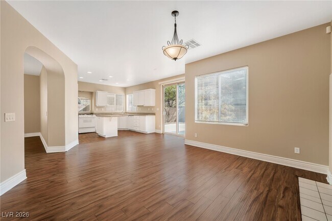 Building Photo - 131 Water Hazard Ln